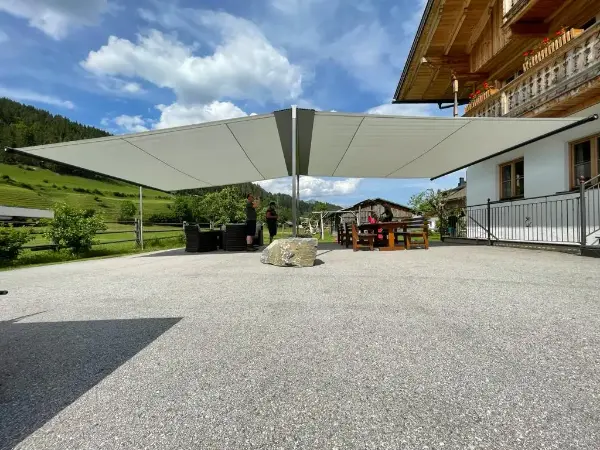 sonnensegel-aufrollbar-terrasse