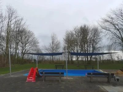 Sonnensegel für gewerblichen Außenbereich